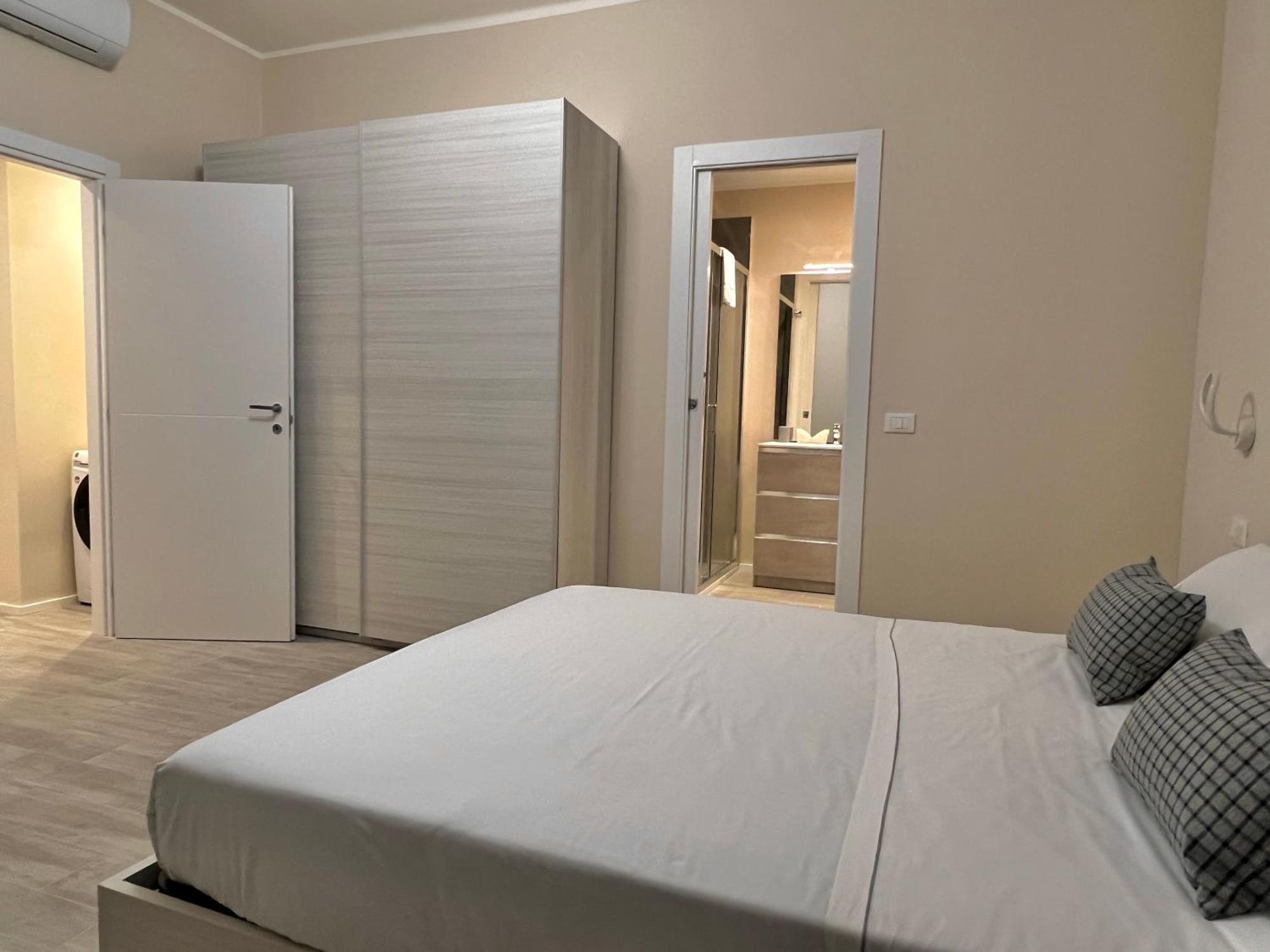 Lomellini One Apartment Genoa Ngoại thất bức ảnh