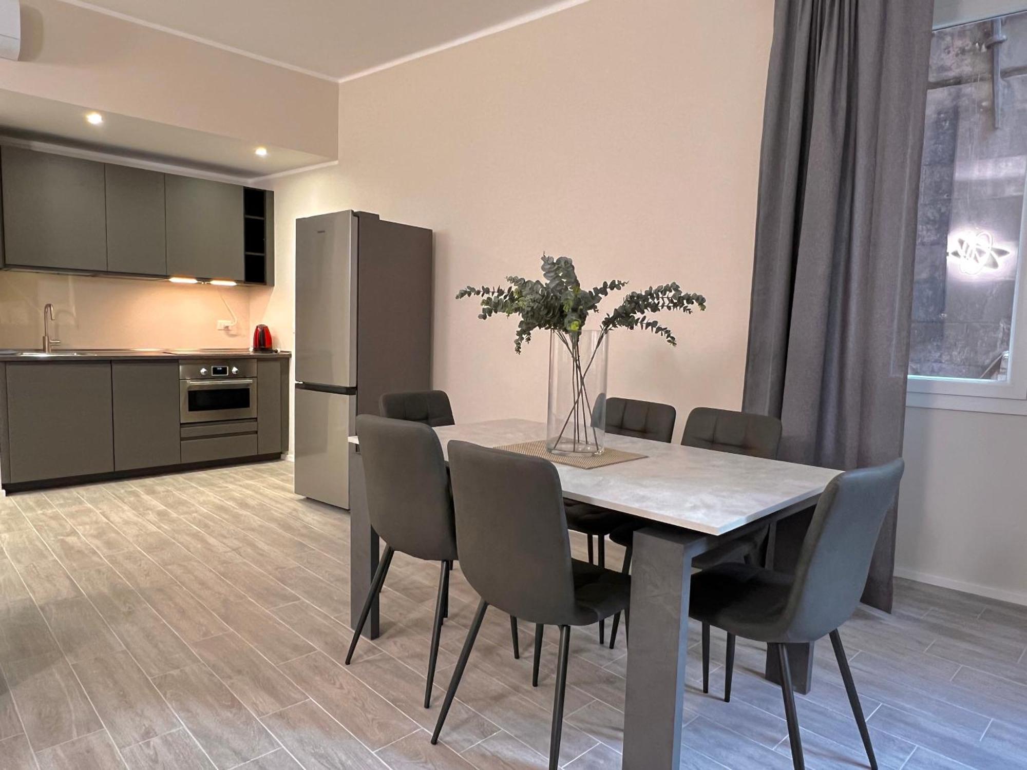 Lomellini One Apartment Genoa Ngoại thất bức ảnh